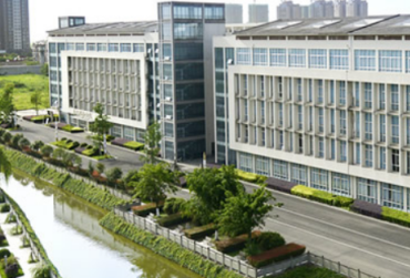 德阳护理专业 中专那个学校好