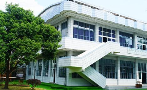 成都市武侯区亚细亚职业学校