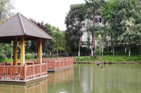 四川省旅游学校黄龙溪校区