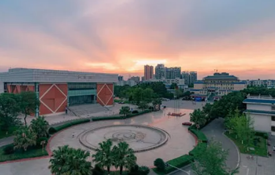四川机电学校