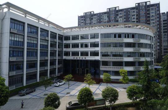 四川省水产学校郫县校区怎么样