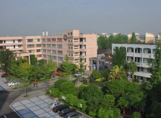 四川省邛崃市职业高级中学2023招生简章