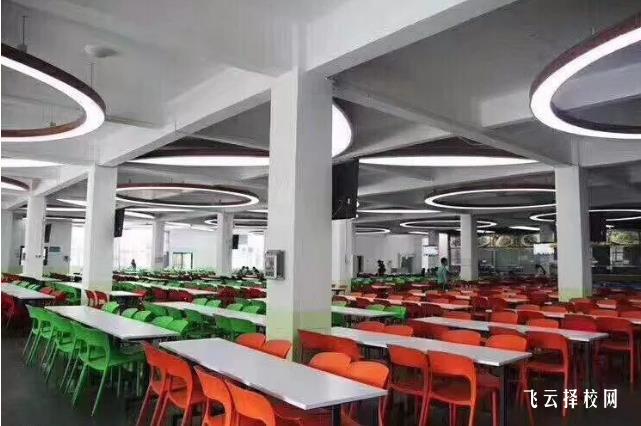 四川文轩职业学校好不好