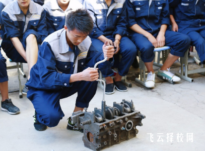 读职高和技校哪个更有出路