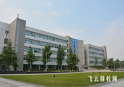 成都哪些职校招往届生