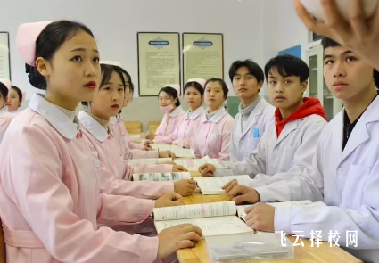 德阳科贸职业学院高级护理专业介绍