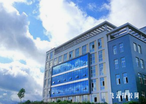 四川省南充卫生学校2024报名条件