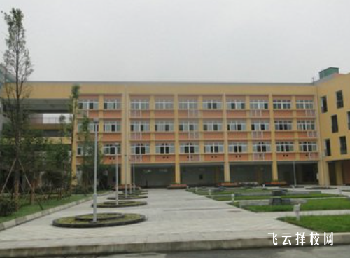 四川省什邡市职业中专学校2024报名条件