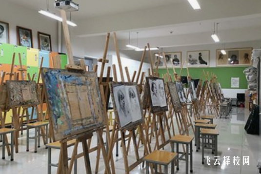 高考美术生培训文化课收费