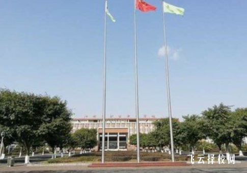 四川铁道职业学院在哪里怎么去