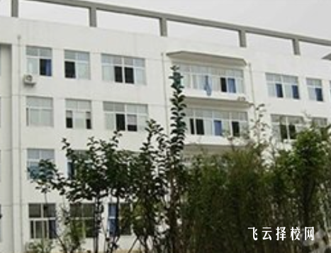 成都市技师学院是高中还是大专