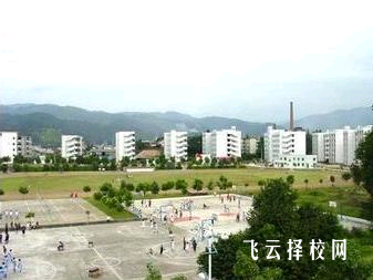 板仓职高全称叫什么,学校地址在哪里