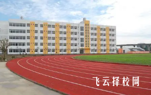 读四川广汉二职高要考试吗