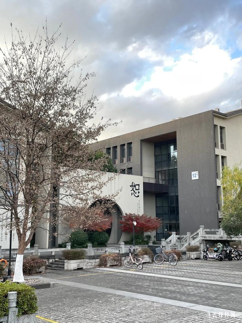 中职阶段培养核心竞争力的实践路径