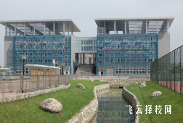 ‌成都市技师学院热门专业推荐：初中毕业生学什么好