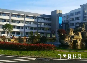 成都中考落榜生如何报读高埂中学