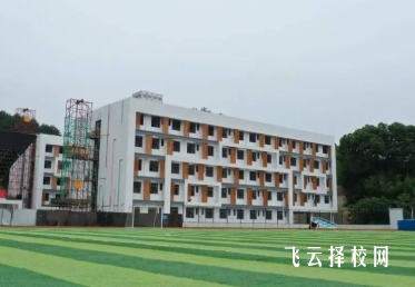 龙泉二中2025年高中录取分数线公布