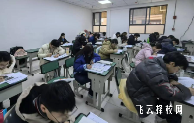 四川普华单招培训特色是什么？