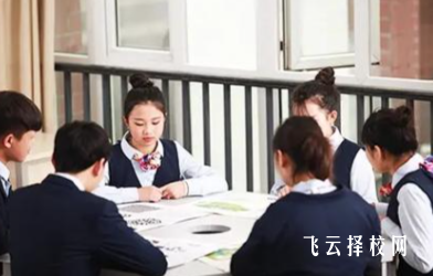 旅游与商务方向：四川省旅游学校与四川省商务学校选哪个